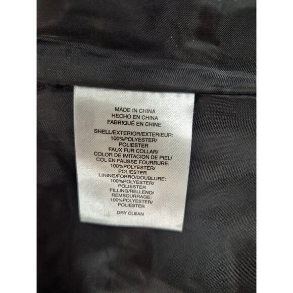 Jones New York Signature Black Women's Faux-Fur Collar Quilted Long Vest L NWOT - Picture 7 of 7